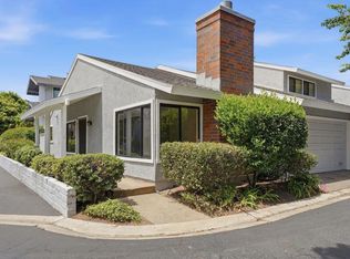 8210 Caminito Modena, La Jolla, CA 92037
