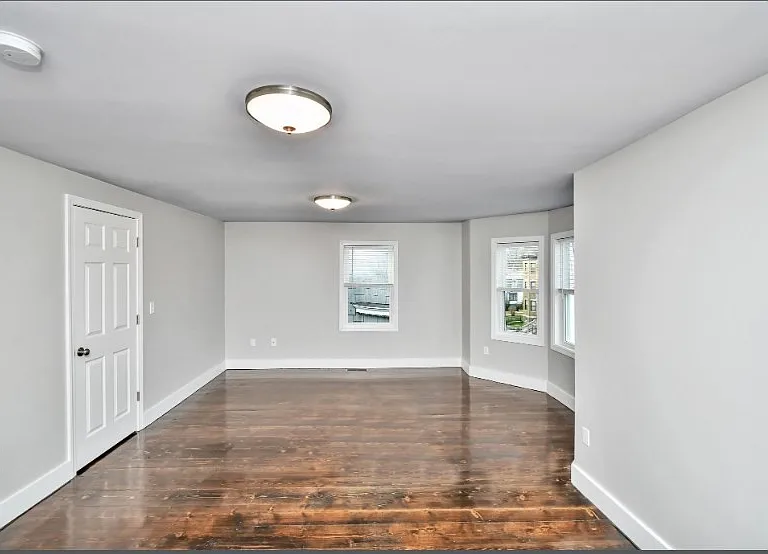 63 Clifford St #1 — Photo 7