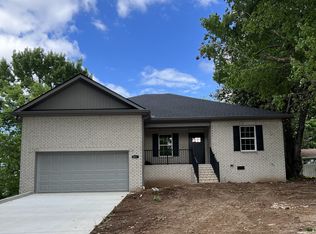 2111/2 Orchard St, Shelbyville, TN 37160