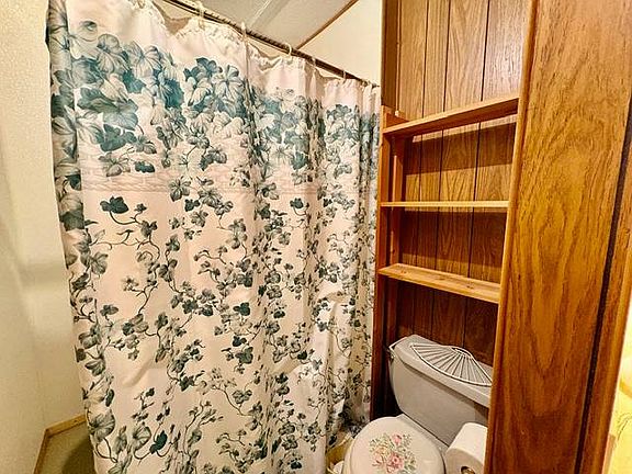 4th image of 25484 Lake Wohlford Rd W #40