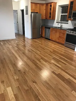 Rented by Alexander Bilu, LREB | media 38