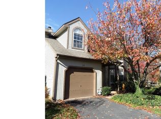 14 Locust Ln, Newtown, PA 18940