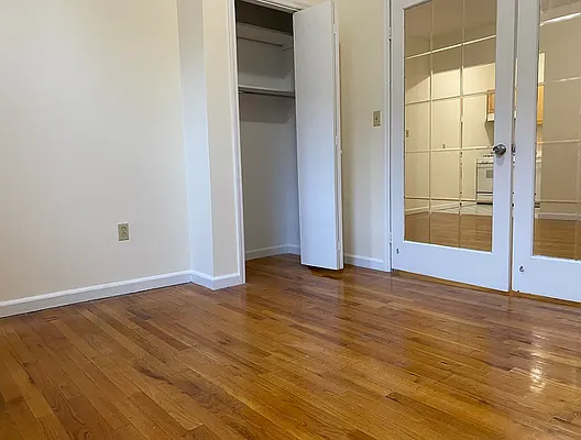 Rented by HOLTON REAL ESTATE INC. | media 13