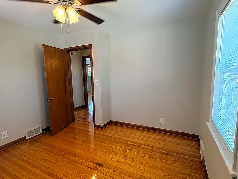 3815 Nanz Ave — Photo 36