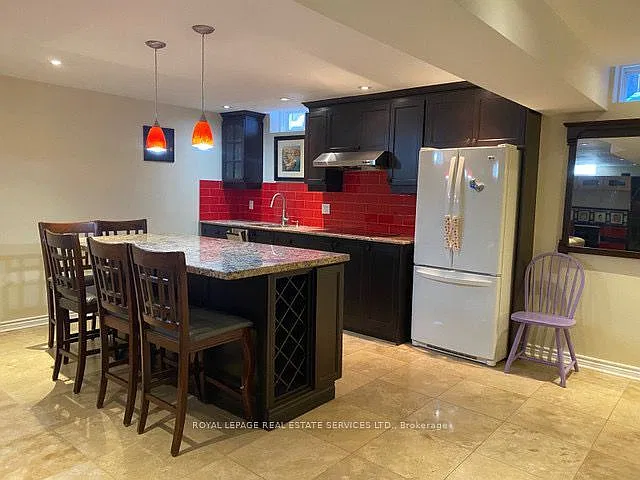 2 bed, $2,000 — Photo 2