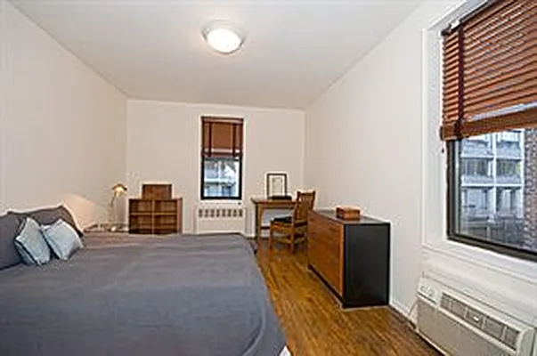 Sold by Douglas Elliman | media 26