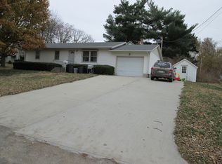 512 Sycamore St, Tarkio, MO 64491