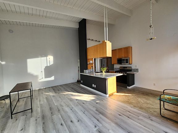 3rd image of 132 Strand St APT 201