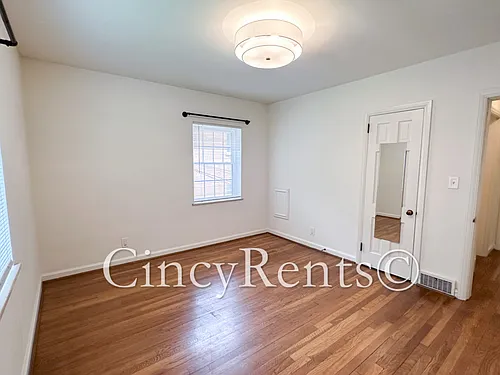 837 Van Dyke Ave #1 — Photo 13
