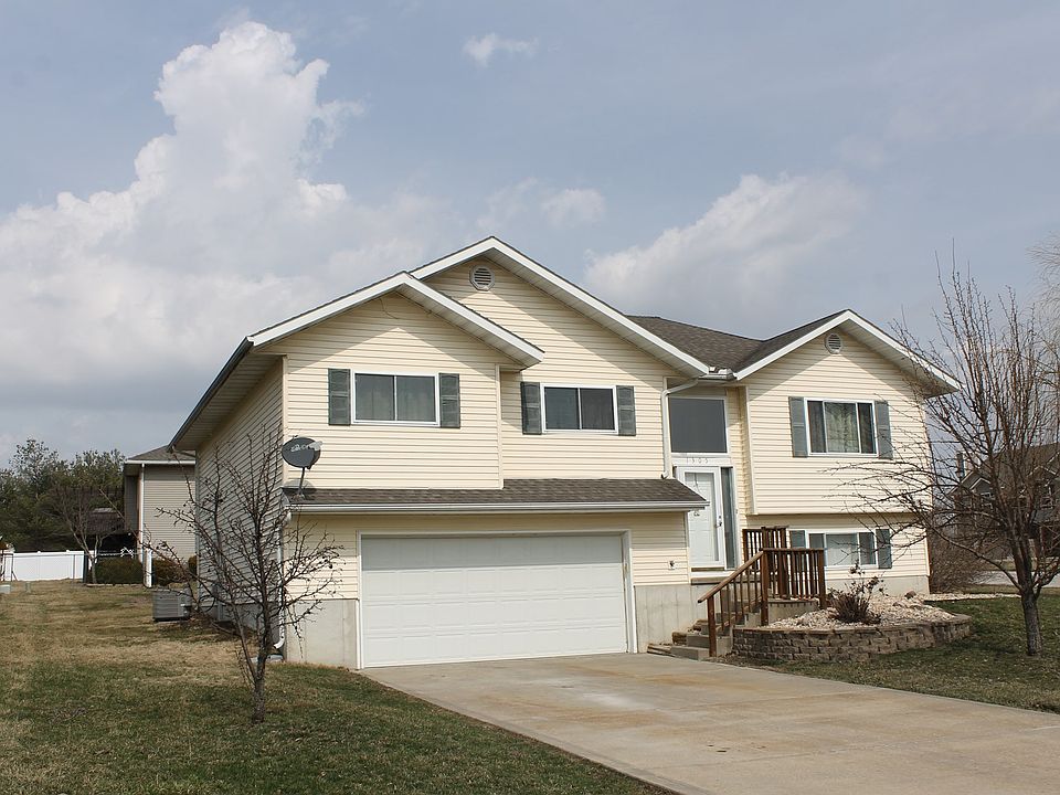 1st image of 1305 Sam G Hiner Dr