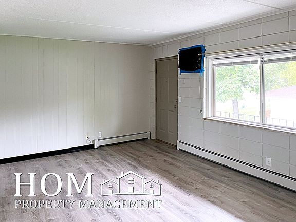 4th image of 509 4th St NE #E
