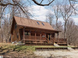 4164 Vista Valley Rd, Mesick, MI 49668