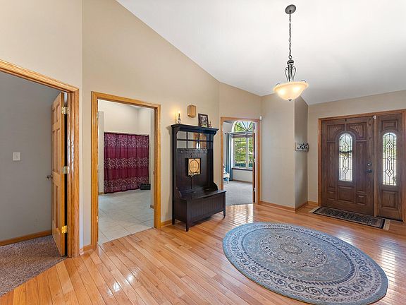 5th image of 12805 Fawn Ct