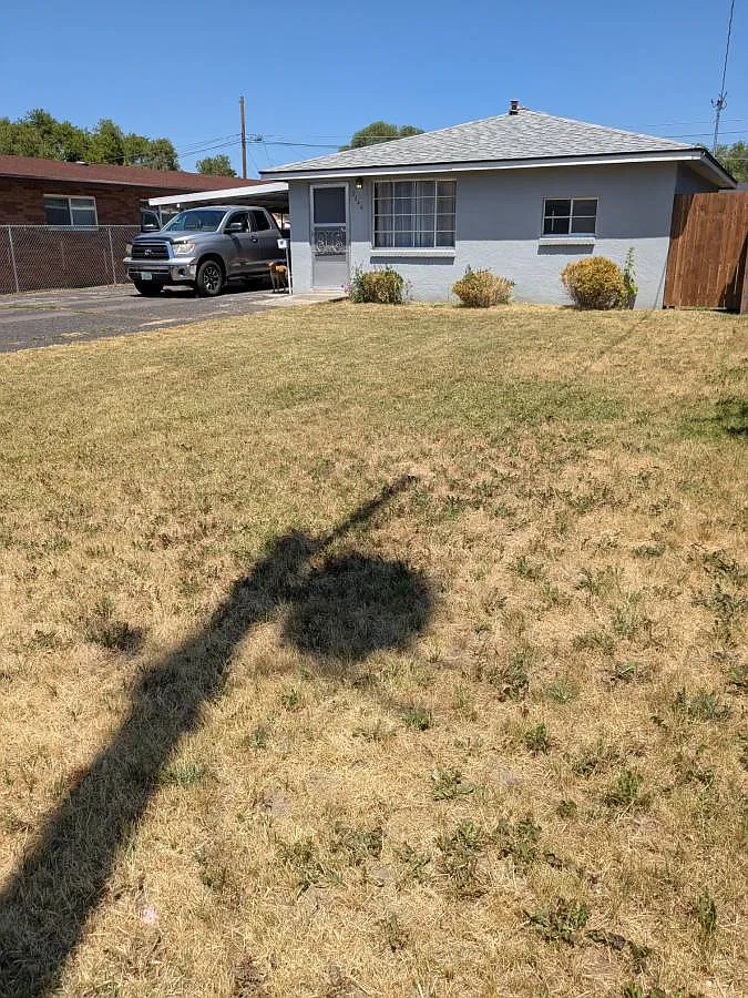 2 bed, 725 sqft, $1,295 — Photo 1