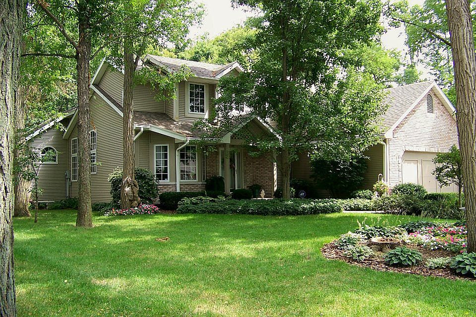 1st image of 53052 Fernwood Dr