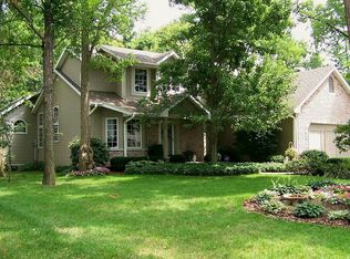 53052 Fernwood Dr, South Bend, IN 46637