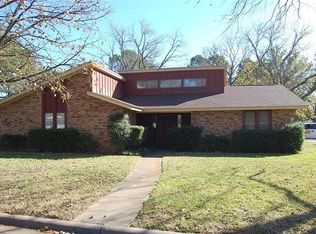 1840 W Overhill Dr, Stephenville, TX 76401