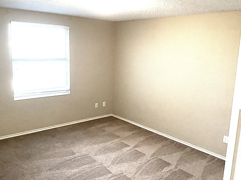 6108 Thackery Dr — Photo 14