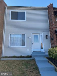 1202 Barnaby Ter SE, Washington, DC, 20032