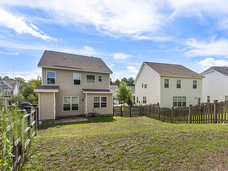 201 Ashewicke Dr — Photo 13