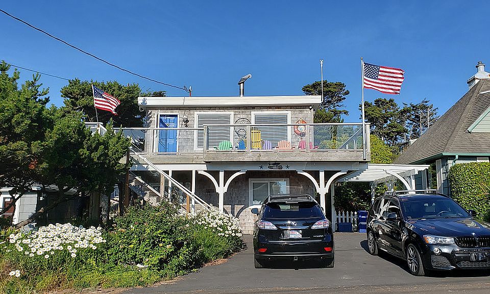 1st image of 4854 SW Beach Ave