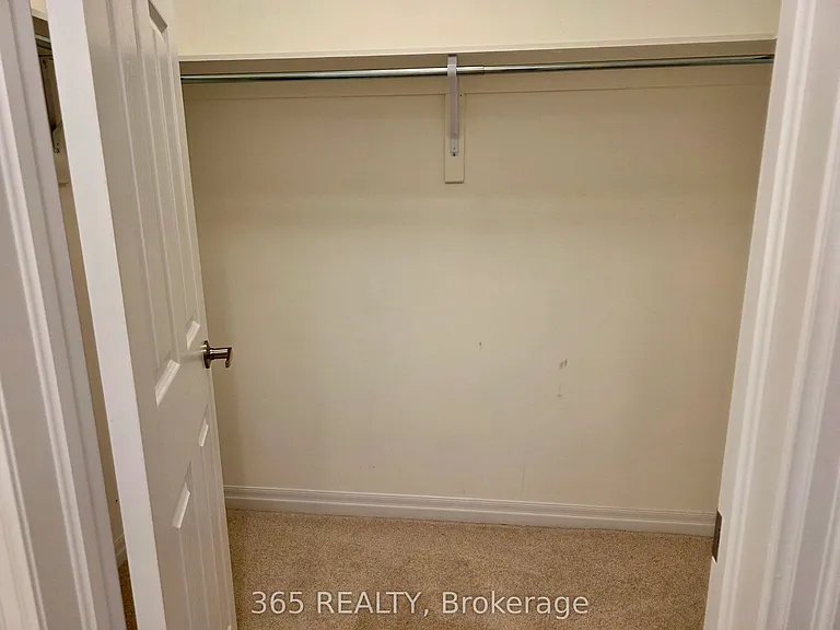 223 Warden St — Photo 25