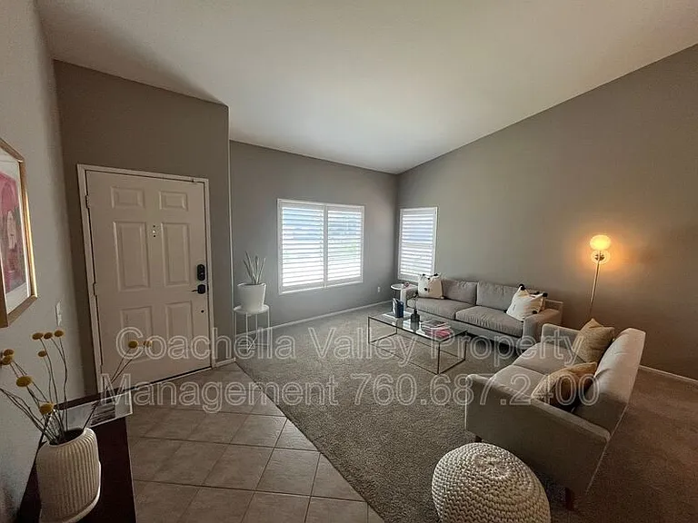2162 Shannon Way — Photo 40