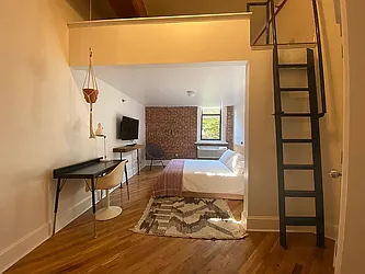 Rented by Dream Space Realty