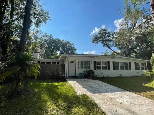 1524 NE 8th St, Gainesville, FL 32601