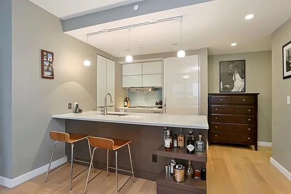 Rented by Classiques Modernes International Realty | media 14