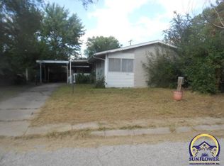 1500 SW 69th Ter, Topeka, KS 66619