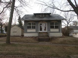 409 6th St E, Jasper, MN 56144