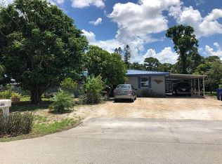 615 9th St, Vero Beach, FL 32960