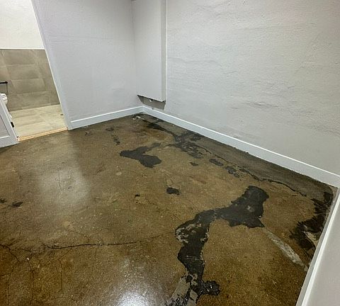 3rd image of 135 N Avenue 50 #B
