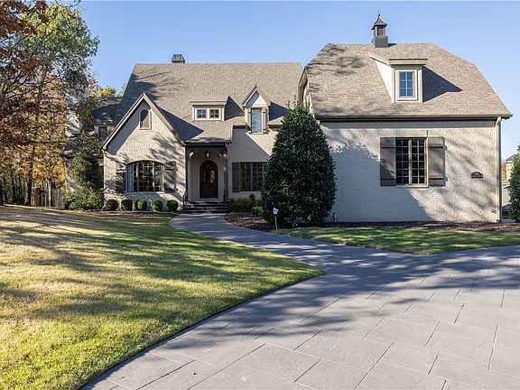 2nd image of 5168 Chenoa Cir
