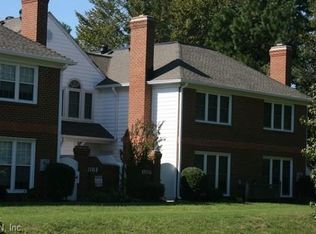 118 Chippenham Dr, Yorktown, VA 23693