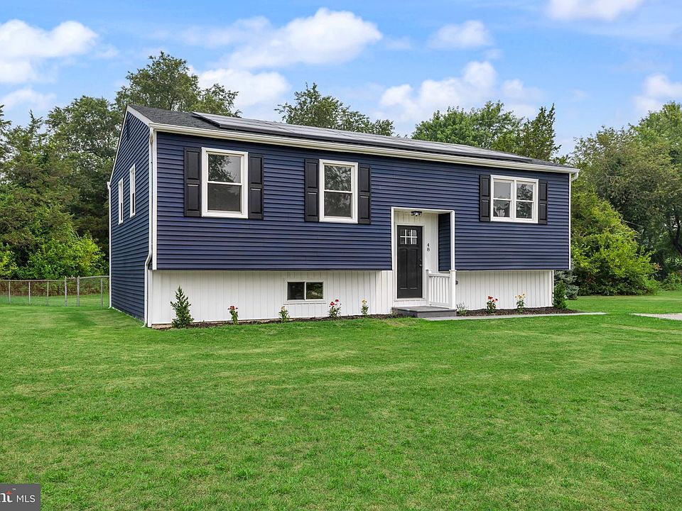 1st image of 48 Lay Dr