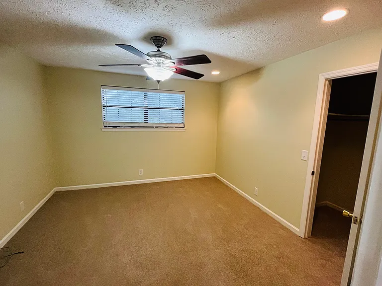 3905 Westlawn Pl — Photo 4