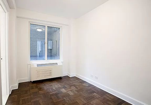 3rd image of 40 Central Park S Unit 2A