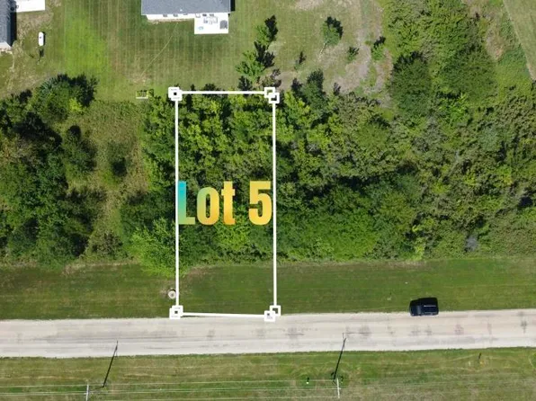 7780 Lake Ridge Pkwy, Ozawkie, KS 66070