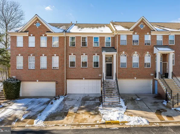 13436 Burrough Farm Dr, Herndon, VA 20171