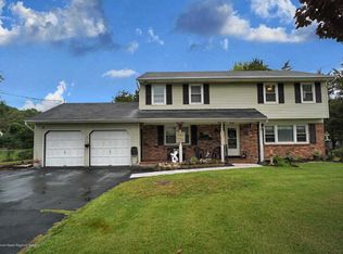 42 Kent Rd, Howell, NJ 07731