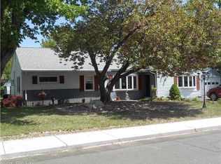 73 Milford Rd, Manchester, CT 06042