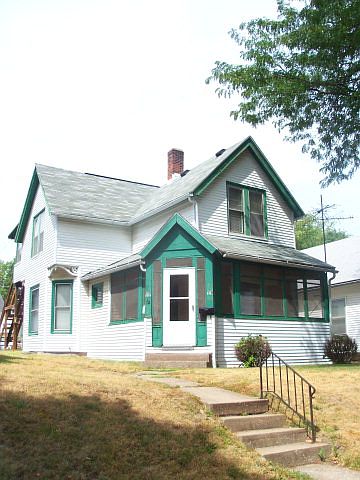 2nd image of 1111 S 7th St