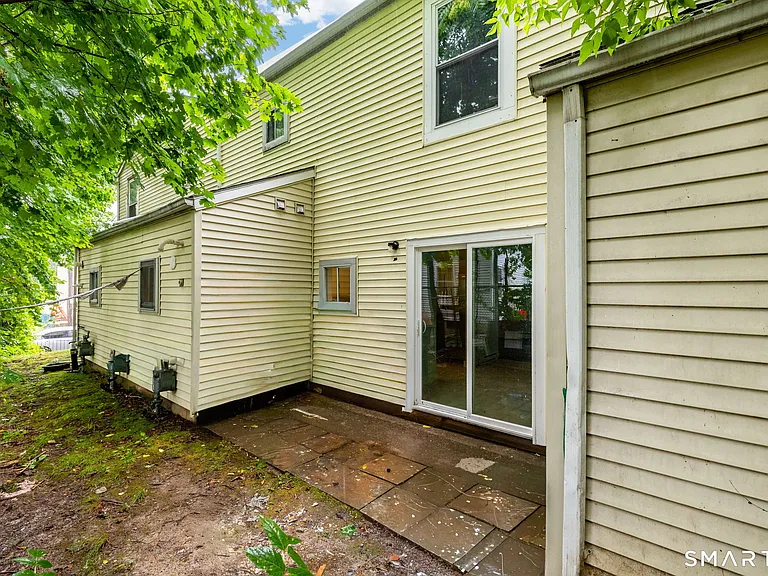 37 Enfield St — Photo 8