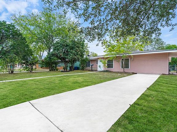 3rd image of 358 Timberlane Dr