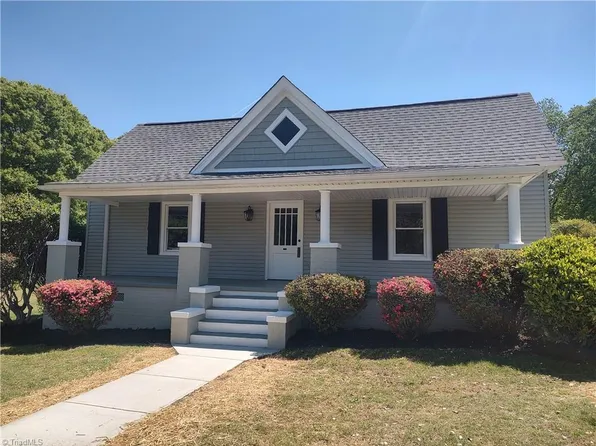 212 Bryant St, Eden, NC 27288