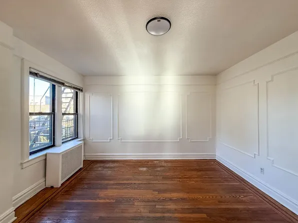 36 Duncan Avenue image 26 of 31