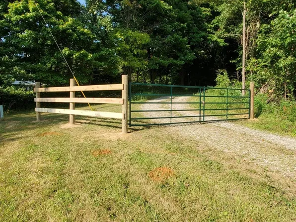 14703 Brier Hill Rd, Bainbridge, OH 45612