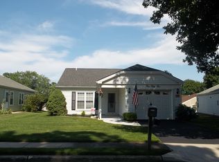 452 Summerwood Ct, Ridge, NY 11961